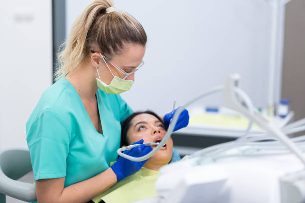 Best Weekend Emergency Dentist in Lexington, MI